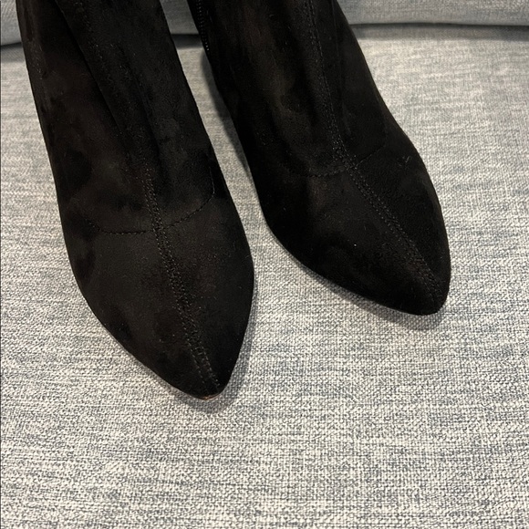 Steven Lieve Black Suede Pointed-Toe Sock Boots - Picture 9 of 11